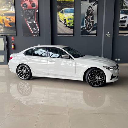 BMW 320i 2.0 16V TURBO GASOLINA GP AUTOMÁTICO